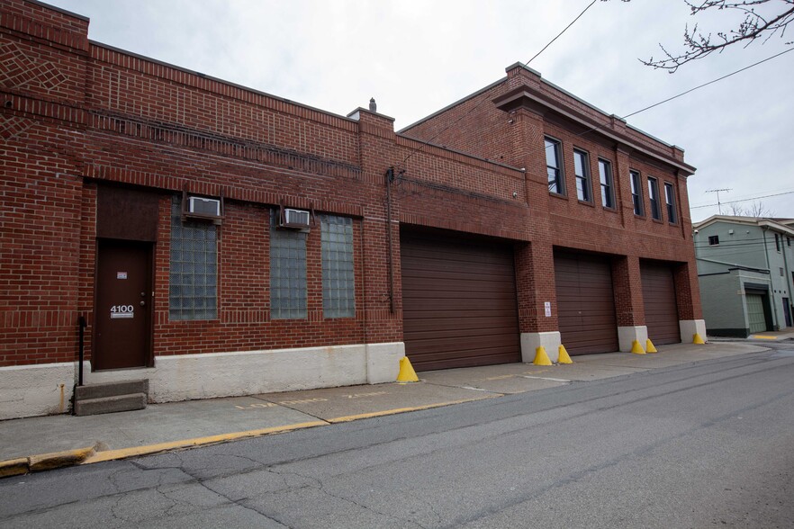 More Photos Of 4110 Davison St, Pittsburgh Warehouse For Lease