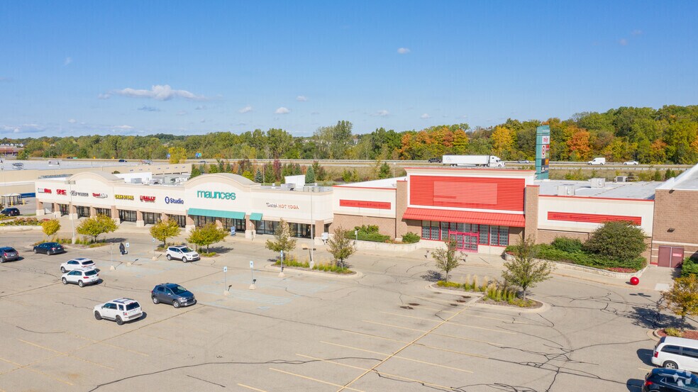 More Photos Of 1825-1925 MarketPlace Dr SE, Caledonia Unknown For Lease