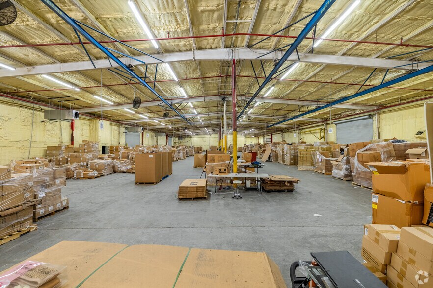 More Photos Of 1520 S Suncoast Blvd, Homosassa Manufacturing For Lease