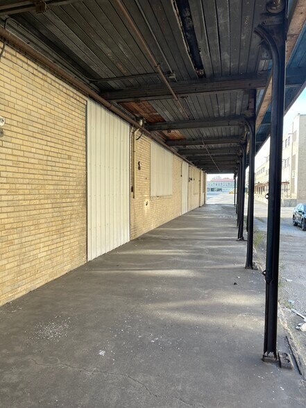 More Photos Of 658 Bailey Ave, Buffalo Manufacturing For Sale