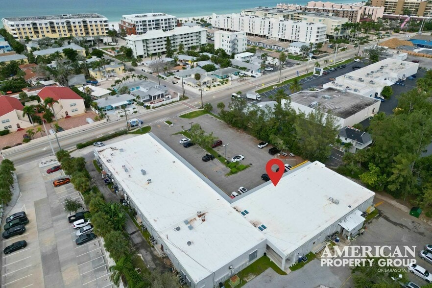 More Photos Of 6525-6635 Midnight Pass Rd, Sarasota Freestanding For Sale