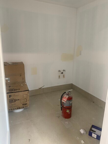 More Photos Of 286 Rider Ave, Bronx Apartments For Lease