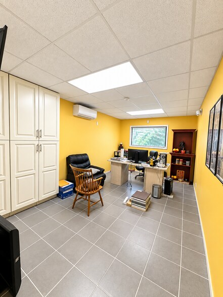 More Photos Of 1205 Crain Hwy N, Glen Burnie Storefront Retail Office For Sale