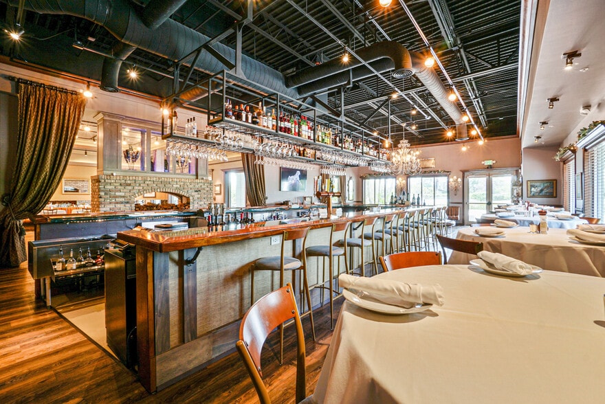 More Photos Of 10431 SE Federal Hwy, Hobe Sound Restaurant For Lease