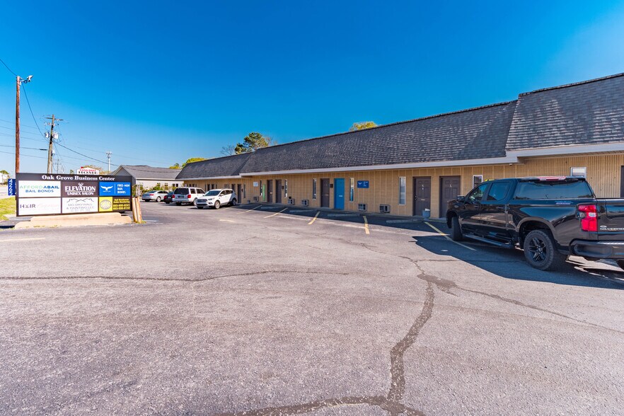 More Photos Of 4265 Augusta Rd, Lexington Office For Sale