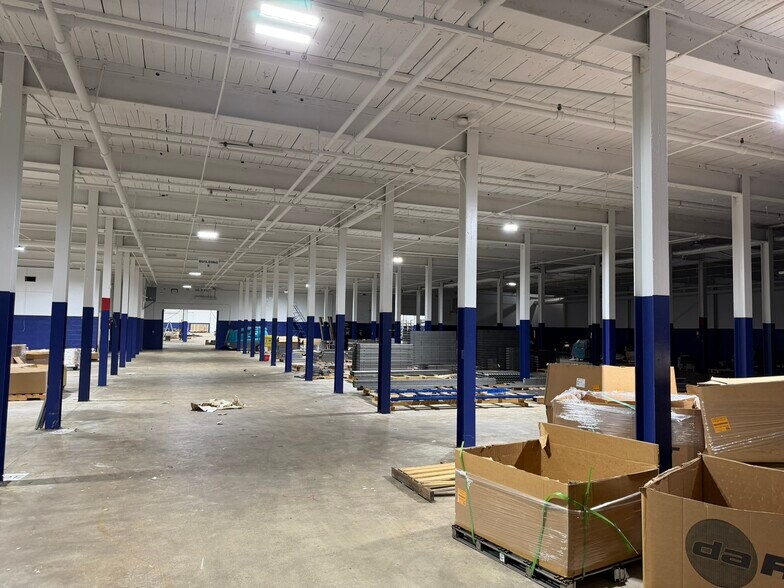 More Photos Of 315 E Main St, Elkin Industrial For Sale
