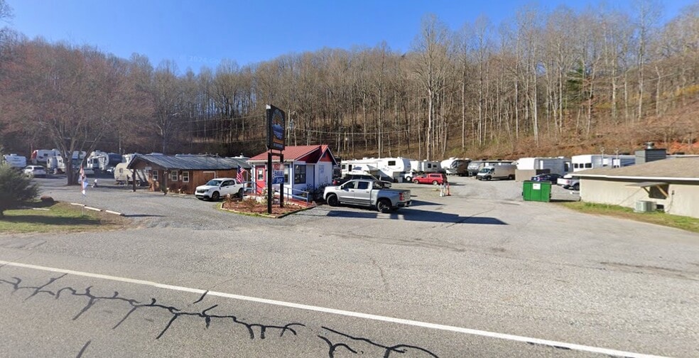 More Photos Of 2068 US-76, Hiawassee Manufactured Housing Mobile Home Park For Sale