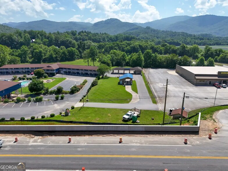 More Photos Of 36 Royalty Ln, Dillard Carwash For Sale