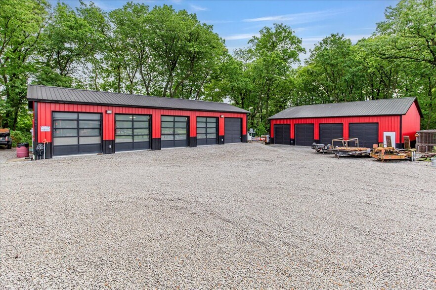 More Photos Of 7621 SE Cannon Ball Rd, Holt Specialty For Sale