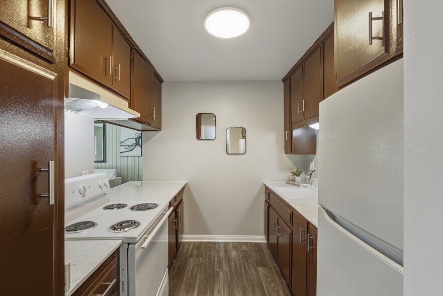 More Photos Of 5055 73rd St, San Diego Apartments For Sale