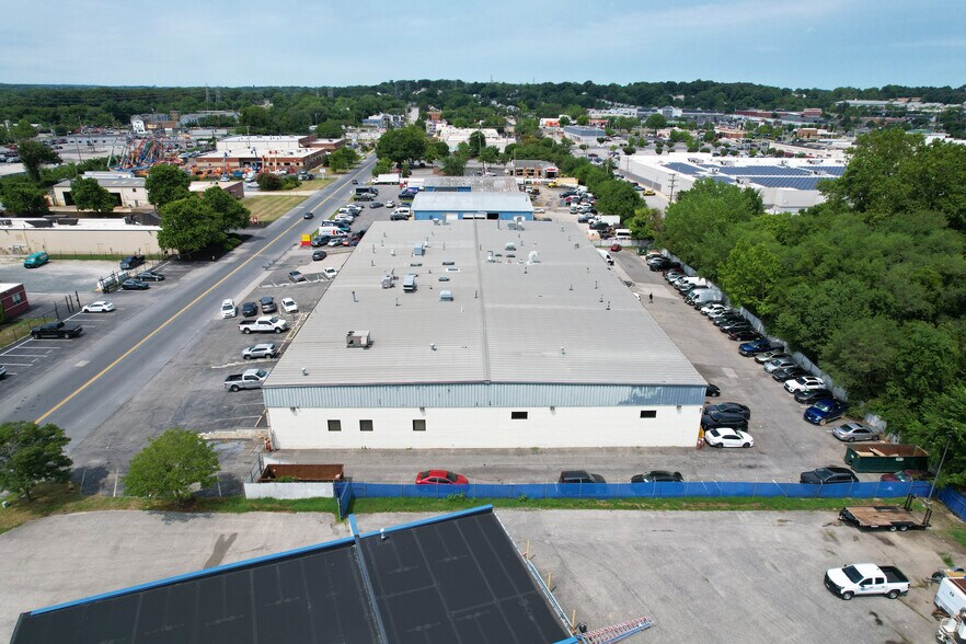 More Photos Of 110-114 Holsum Way, Glen Burnie Light Manufacturing For Sale