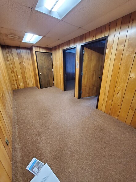 More Photos Of 2631 Merrick Rd, Bellmore Office For Lease