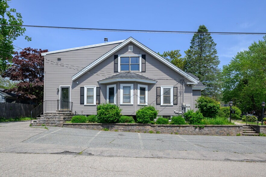 More Photos Of 275 W Main St, Norton Office Residential For Sale