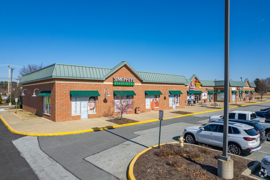 More Photos Of 422-460 E Main St, Middletown Unknown For Lease