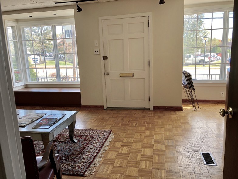 More Photos Of 40 Darby Rd, Paoli Medical For Lease