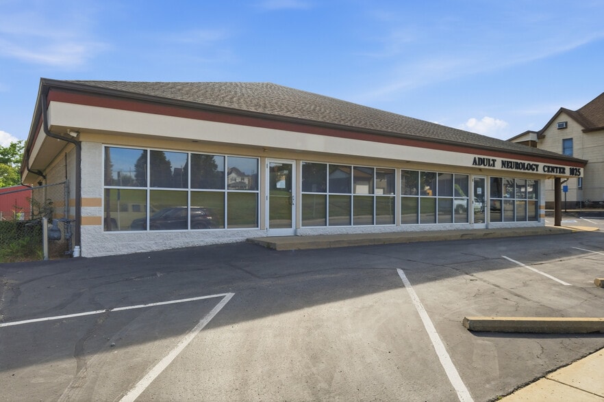 More Photos Of 1025 Jefferson Ave, Washington Medical For Sale