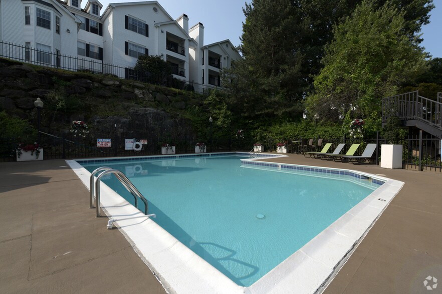 More Photos Of 100 Elena St, Cranston Apartments For Sale