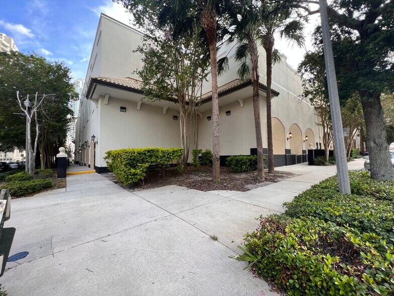 More Photos Of 153 2nd Ave N, Saint Petersburg Unknown For Lease