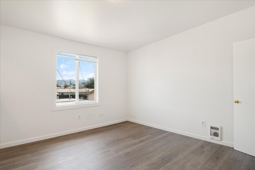 More Photos Of 2520 Ohio Ave, Richmond Apartments For Sale