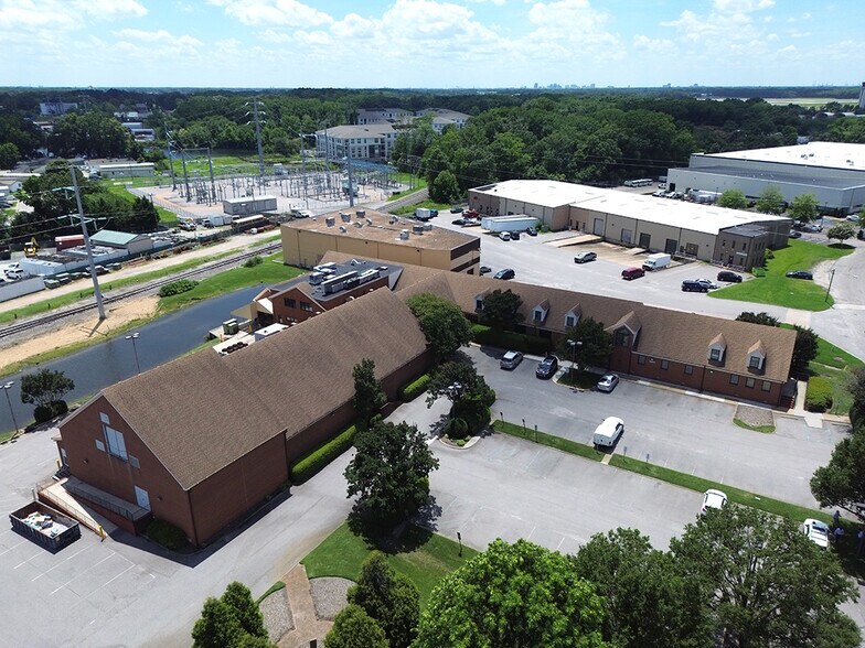 More Photos Of 5809 Ward Ct, Virginia Beach Medical For Sale