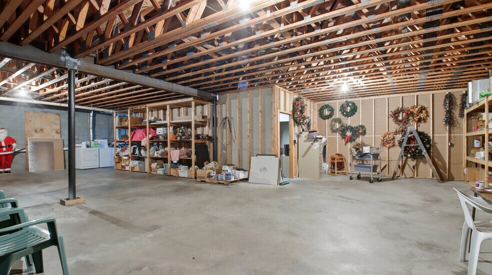 More Photos Of S286 WI-35, Nelson Restaurant For Sale