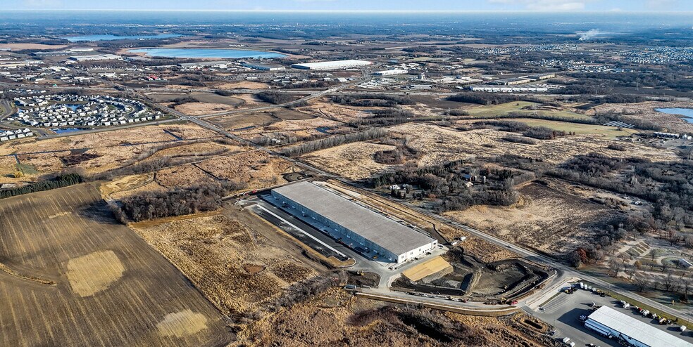 More Photos Of 10585 Brockton Ln N, Maple Grove Industrial For Lease