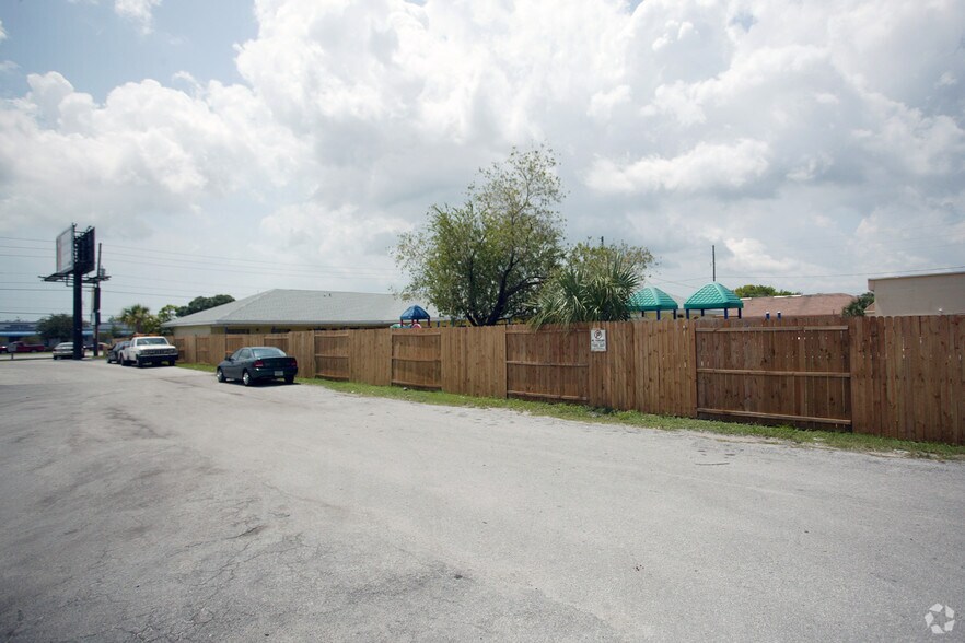 More Photos Of 1375 Belcher Rd S, Largo Daycare Center For Sale