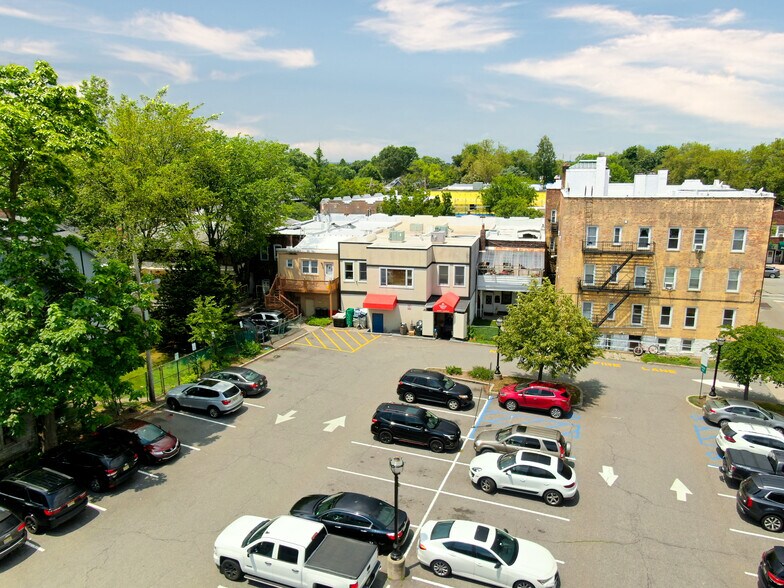 More Photos Of , Leonia General Retail For Sale