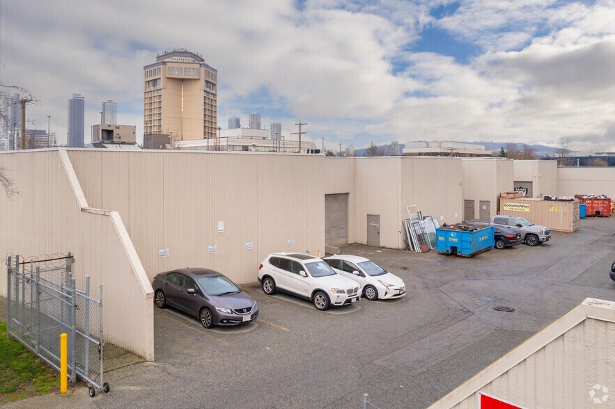 More Photos Of 4302-4314 Norfolk St, Burnaby Flex For Lease