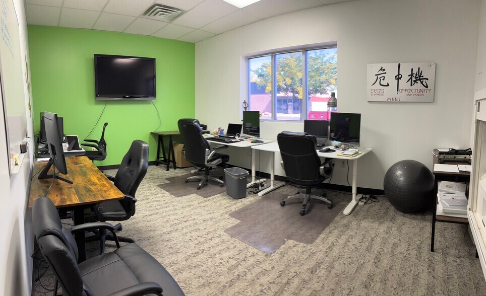 More Photos Of 3530-3560 S Main St, Salt Lake City Showroom For Lease