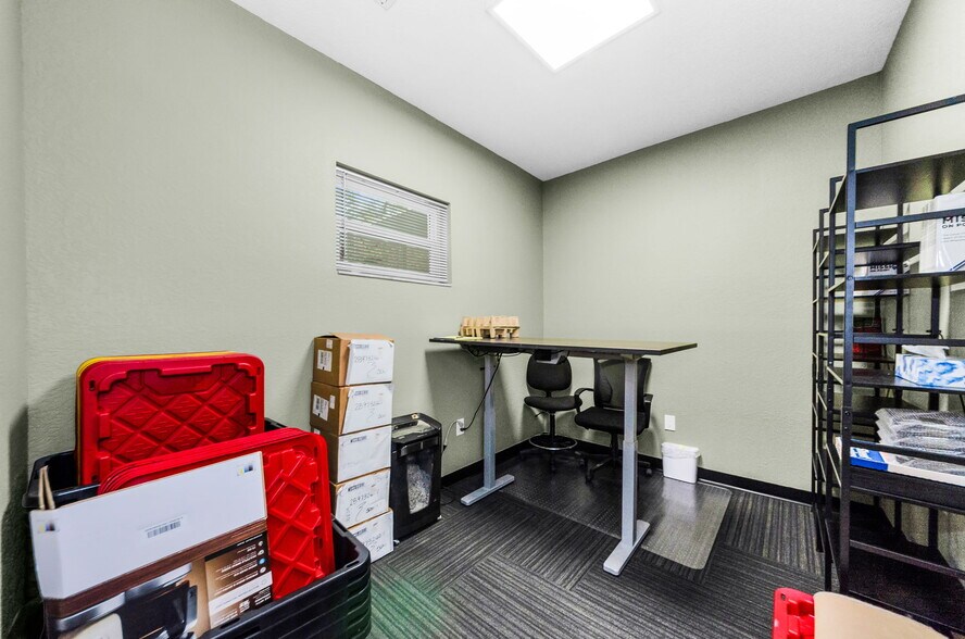 More Photos Of 11748 La Madera Blvd, Port Richey Office For Sale