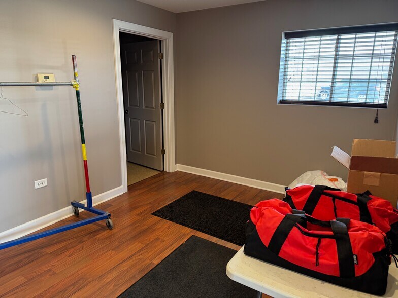 More Photos Of 2128 Gould Ct, Rockdale Warehouse For Sale