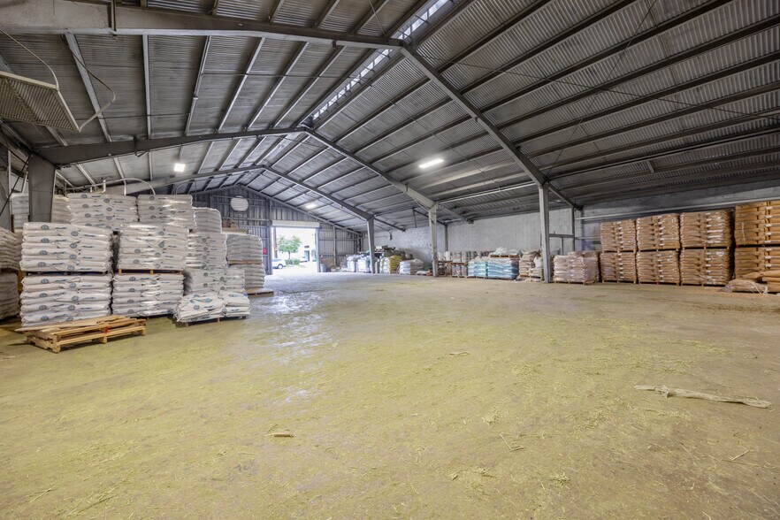 More Photos Of 780 N Todd Ave, Azusa Distribution For Sale