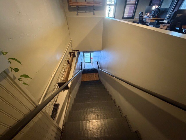 More Photos Of 214 E Louisiana St, McKinney Restaurant For Lease