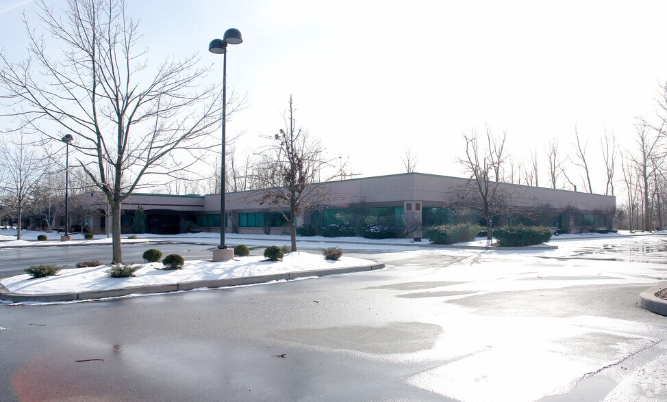 More Photos Of 95 John Muir Dr, Amherst Office For Lease
