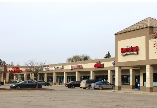 More Photos Of 47300-47528 Pontiac Trl, Wixom Unknown For Lease