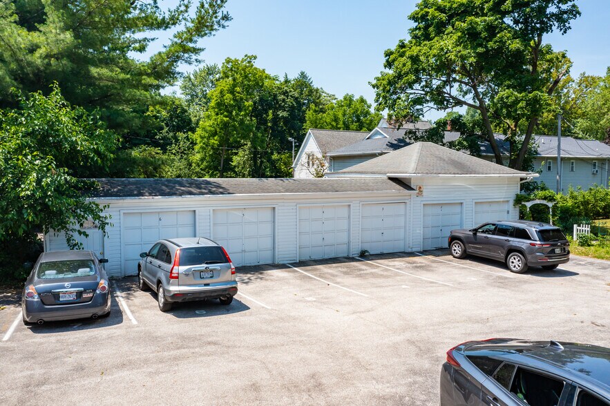 More Photos Of 205 Mentor Ave, Painesville Apartments For Sale