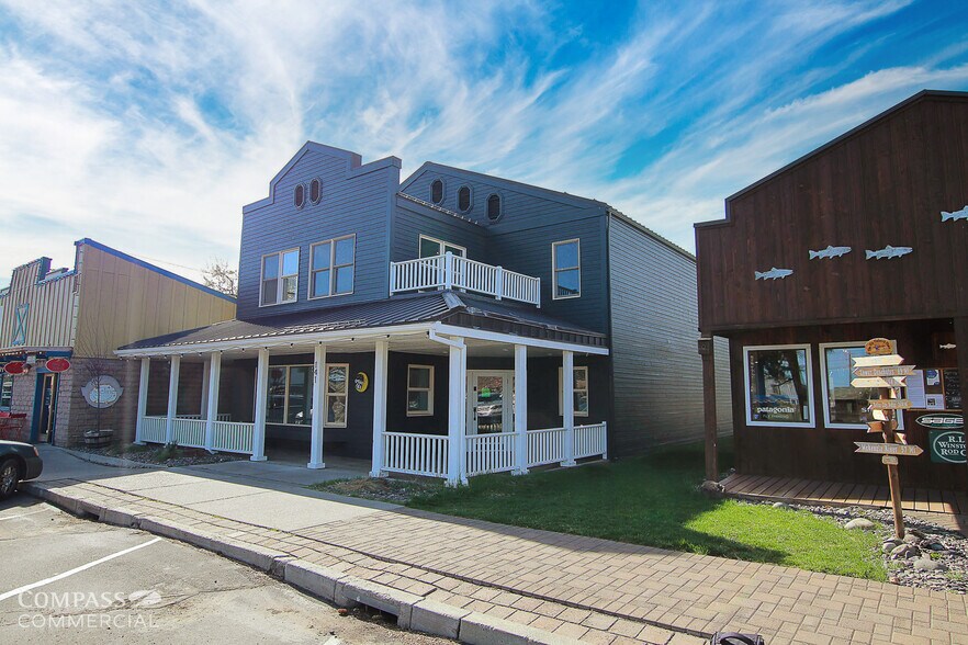 More Photos Of 141 W Main Ave, Sisters Storefront Retail Office For Lease
