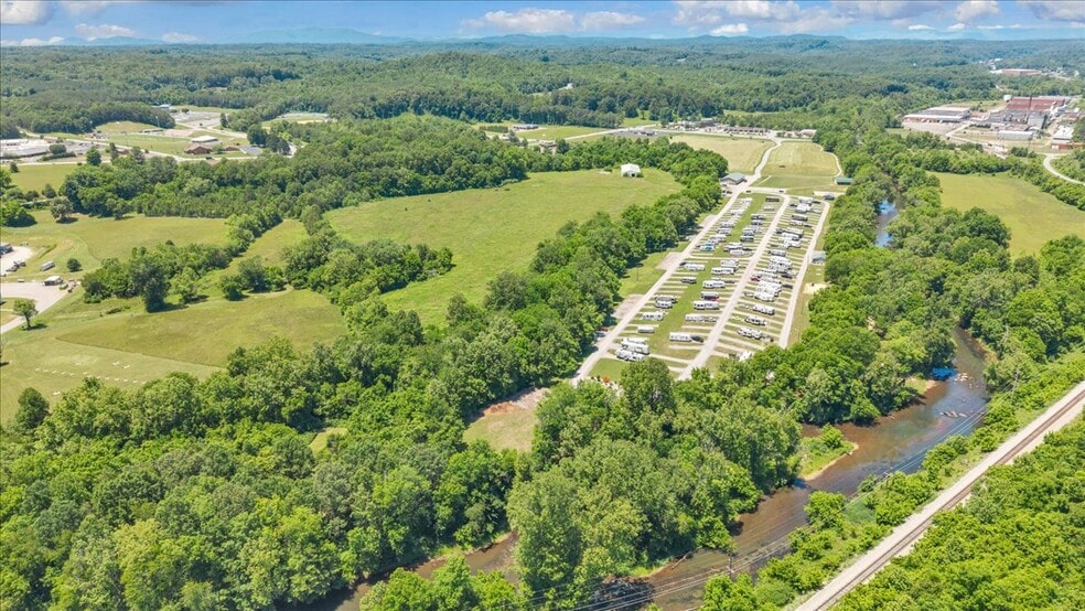 More Photos Of 319 T B Stanley Hwy, Bassett Manufactured Housing Mobile Home Park For Sale