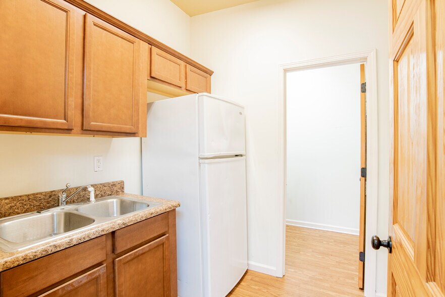 More Photos Of 25341 State Highway 181, Daphne Flex For Sale