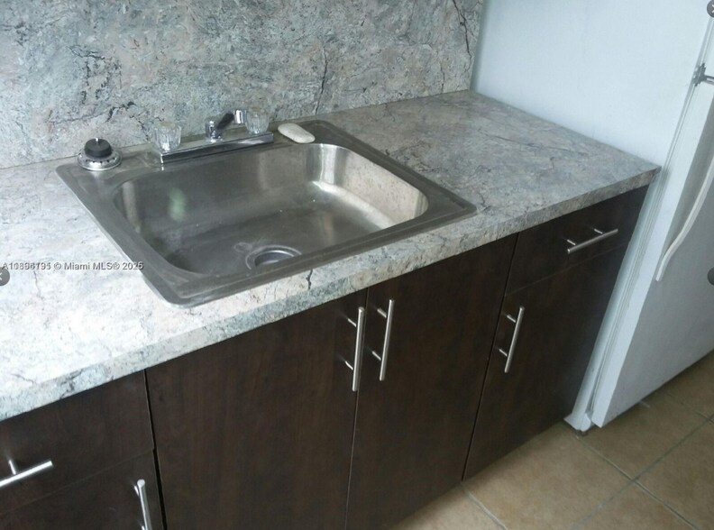 More Photos Of 845 Michigan Ave, Miami Beach Apartments For Sale