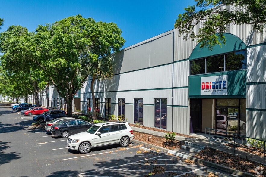 Primary Photo Of 9208 Palm River Rd, Tampa Warehouse For Lease