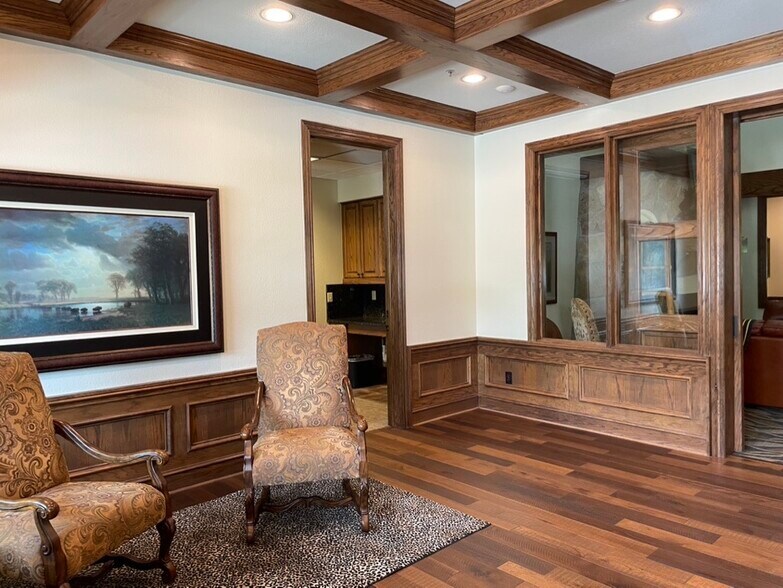 More Photos Of 6190 Virginia Pky, McKinney Medical For Lease