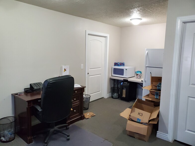 More Photos Of 1086 N 450 W, Springville Light Manufacturing For Lease