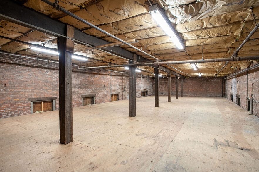 More Photos Of 395 Park St North, Great Barrington Warehouse For Sale