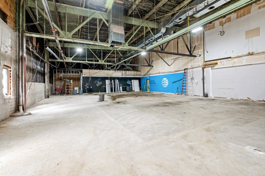 More Photos Of 2400 Penn Ave, Pittsburgh Unknown For Lease