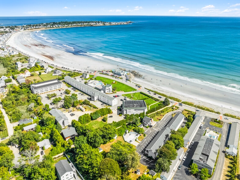 More Photos Of 271 Long Beach Ave, York Beach Hotel For Sale