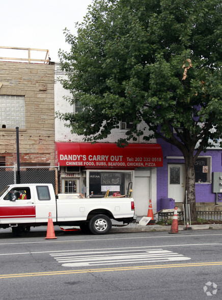 Primary Photo Of 2008 9th St NW, Washington Storefront Retail Office For Lease