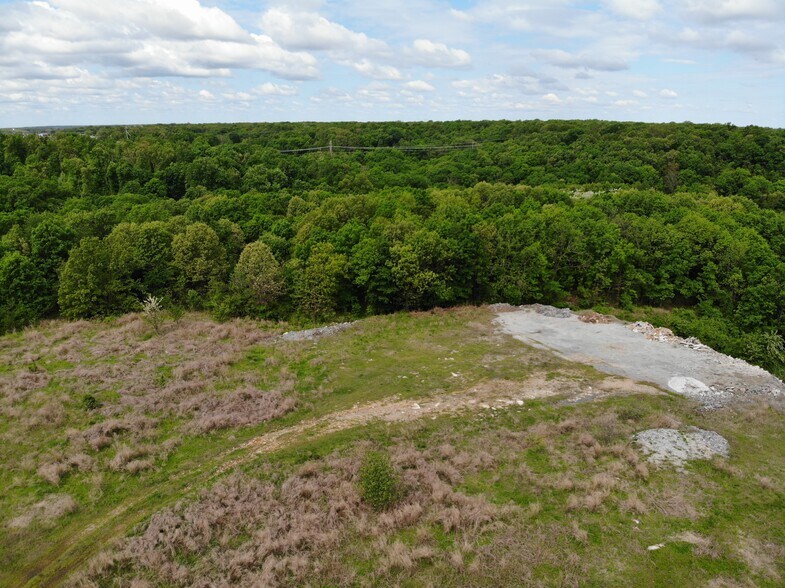 More Photos Of 4000 Coyote Dr, Joplin Land For Sale