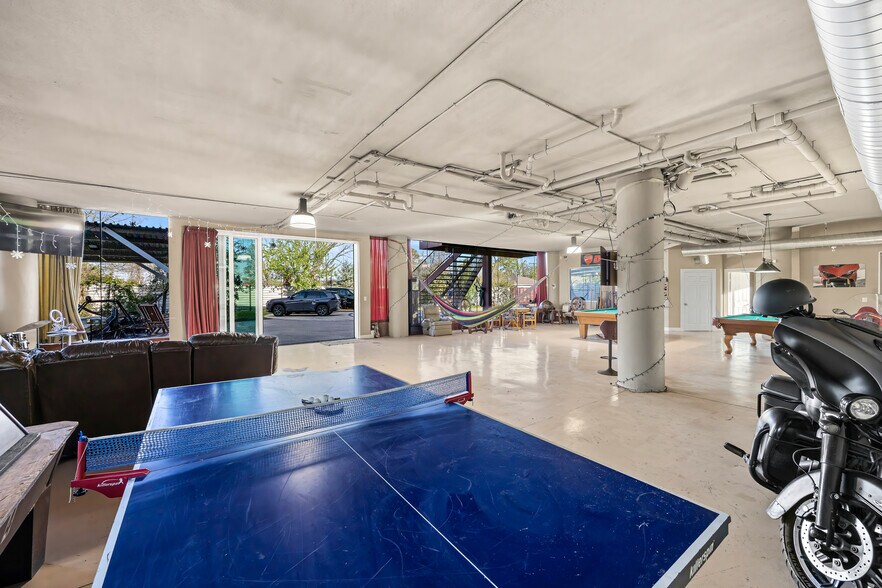 More Photos Of 4015 Luell St, Houston Specialty For Sale
